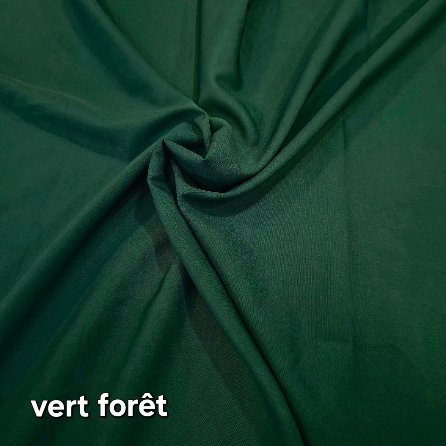 Tissu crêpe au mètre vert forêt 