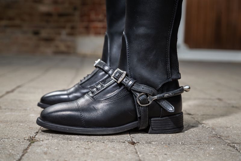 Dy'on - Lanières d'éperons en cuir Dy'on - Lanières d'éperons en cuir