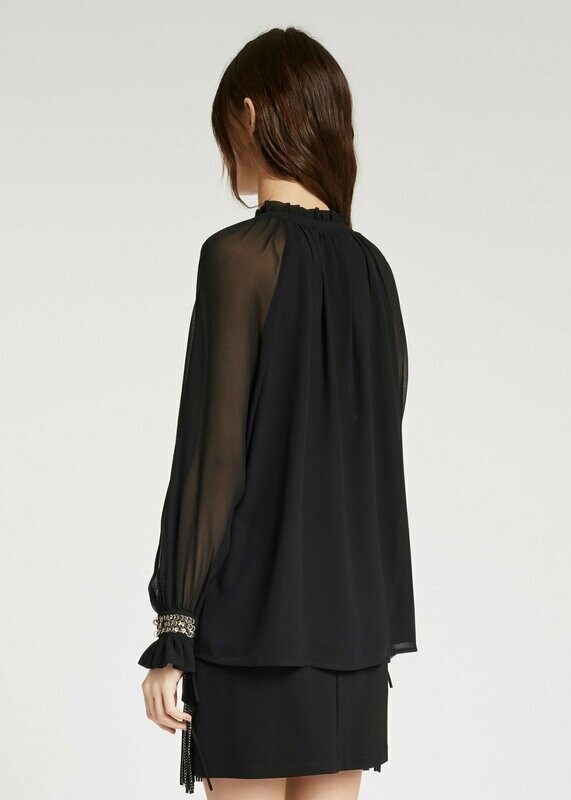 Blusa con collo arricciatro