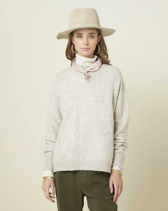 Maglione basic a girocollo