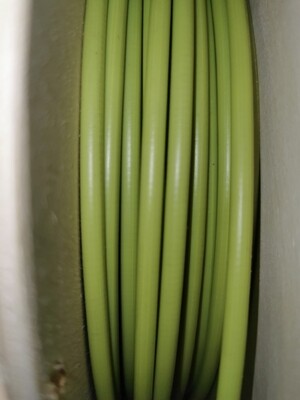 Bowdenzug Spirale 2,2mm innen 5,0mm außen Hell Grün mit innenrohr