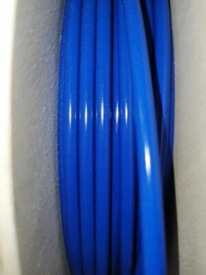 Bowdenzug Spirale 2,5mm innen 5,3mm außen Blau mit innenrohr