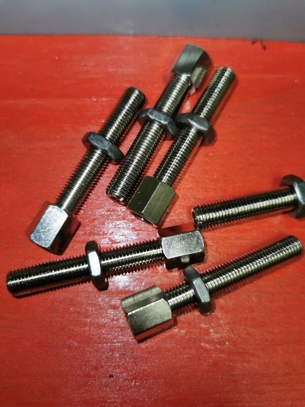 Stellschraube M8x1 Gewindelänge 45mm Stellschraube M8x1 Gewindelänge 45mm