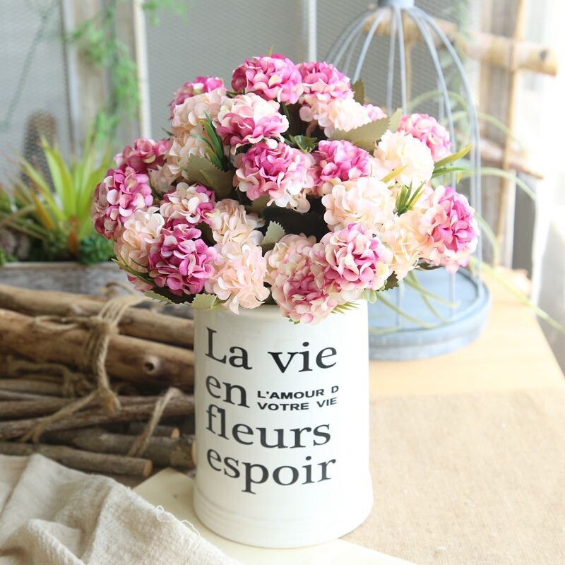 Kola ball chrysanthemum bunch