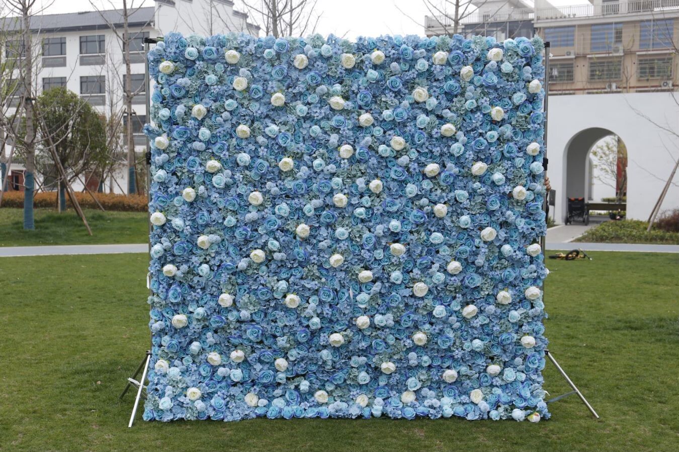 5D Luxury Fabric Base Blue White Rose Flower Wall For Wedding Decoration 8ft*8ft