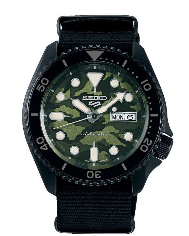 Seiko 5 Sports SRPJ37 Seiko 5 Sports SRPJ37