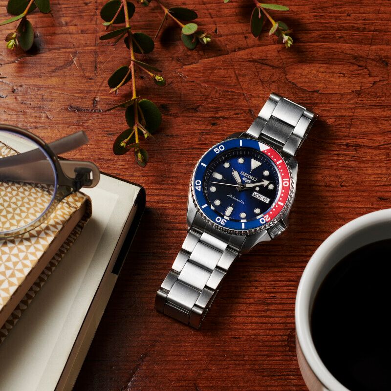 Seiko 5 Sports SRPD53