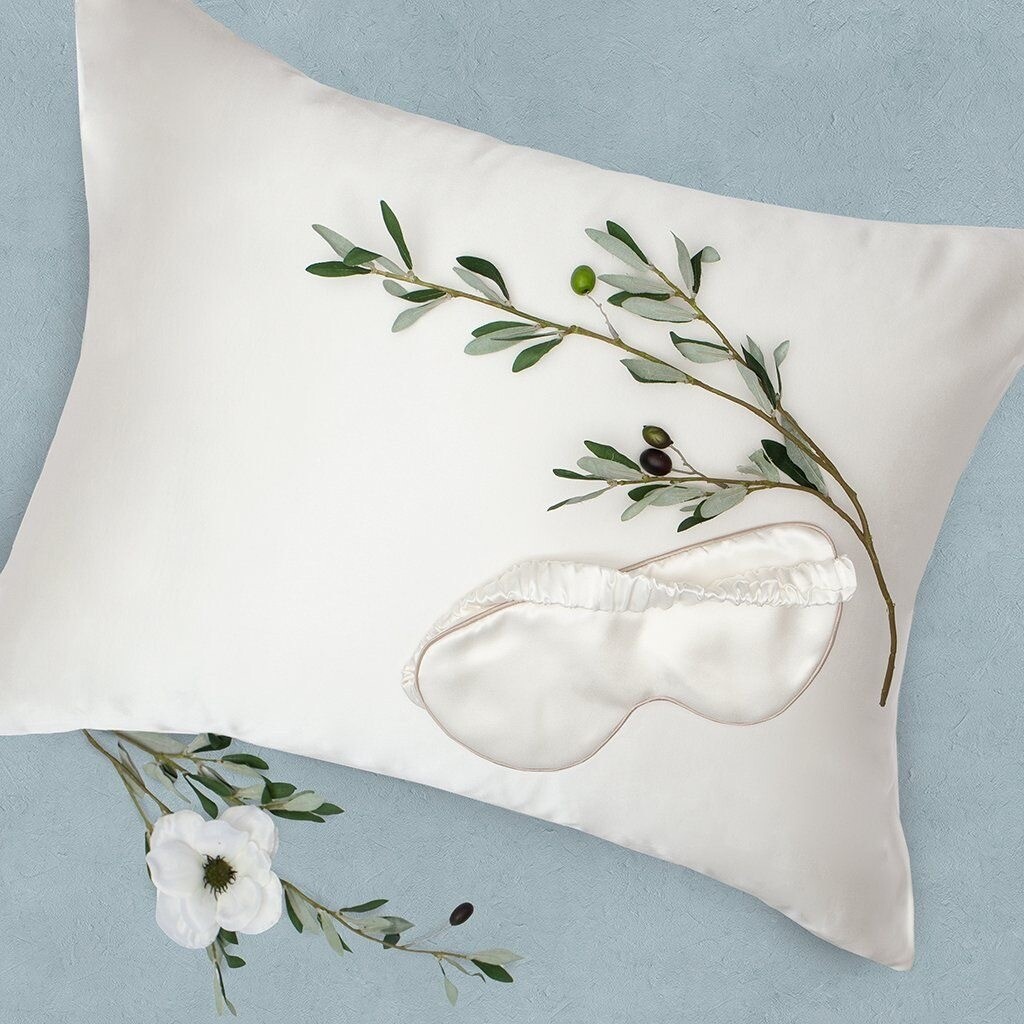 Silk pillowcase
