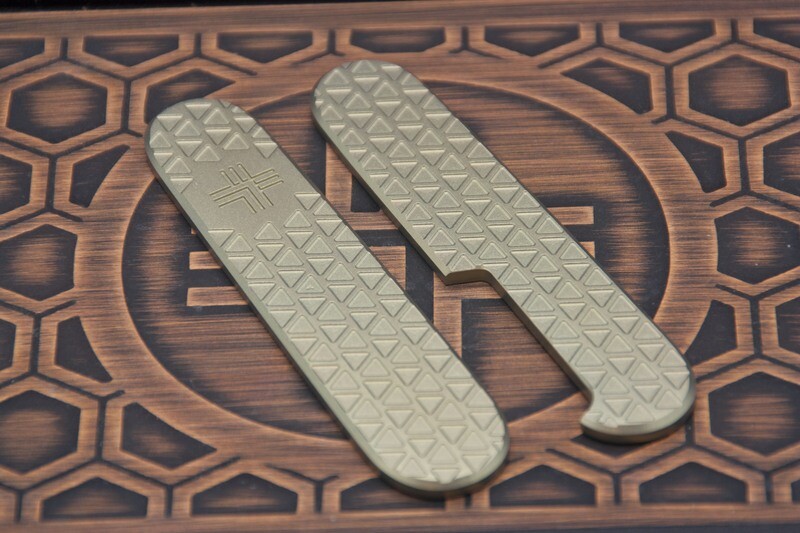 91mm Titanium Scales &quot;Triangle&quot;