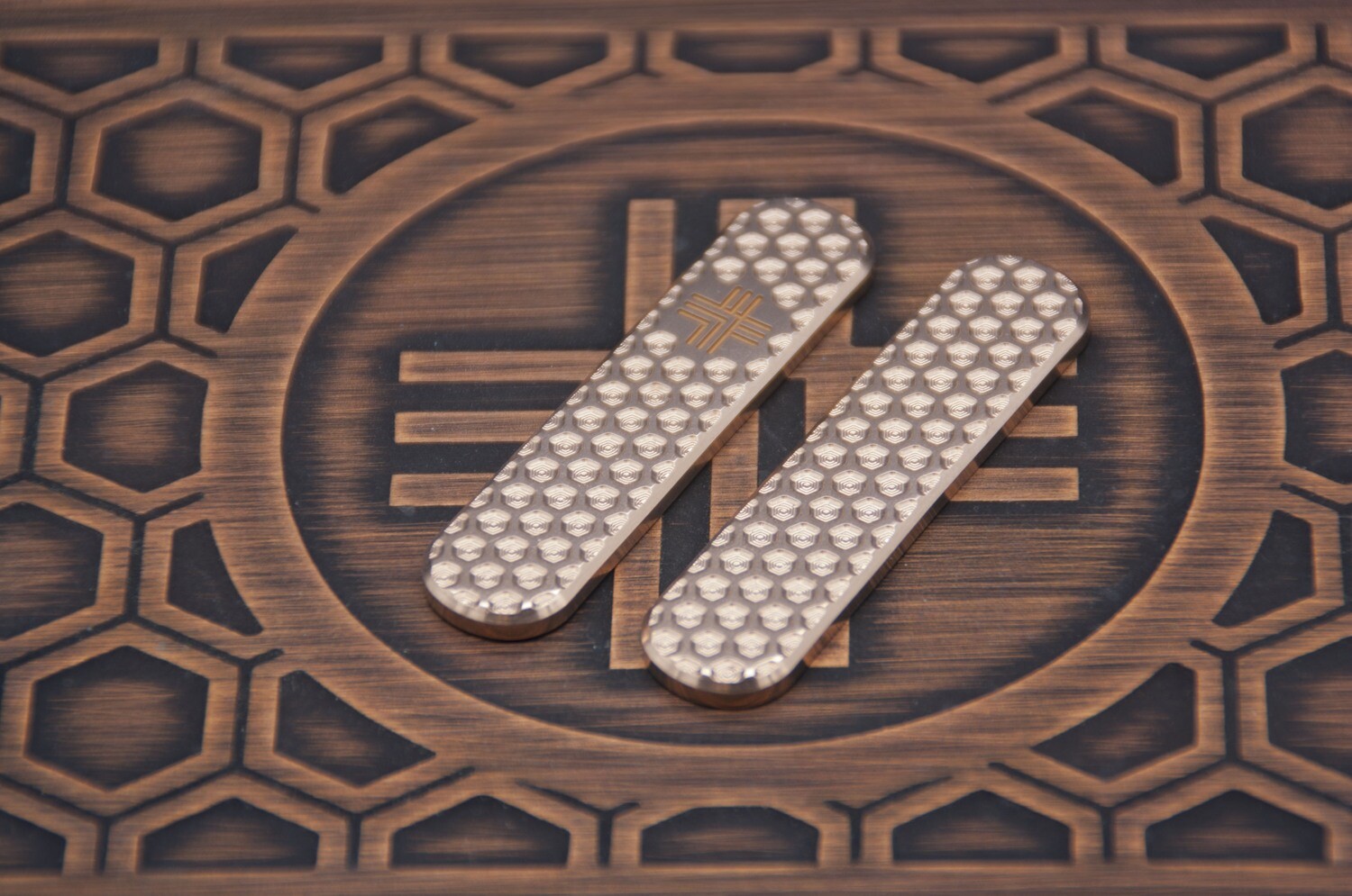 58mm Bronze Scales &quot;Hexagon&quot;