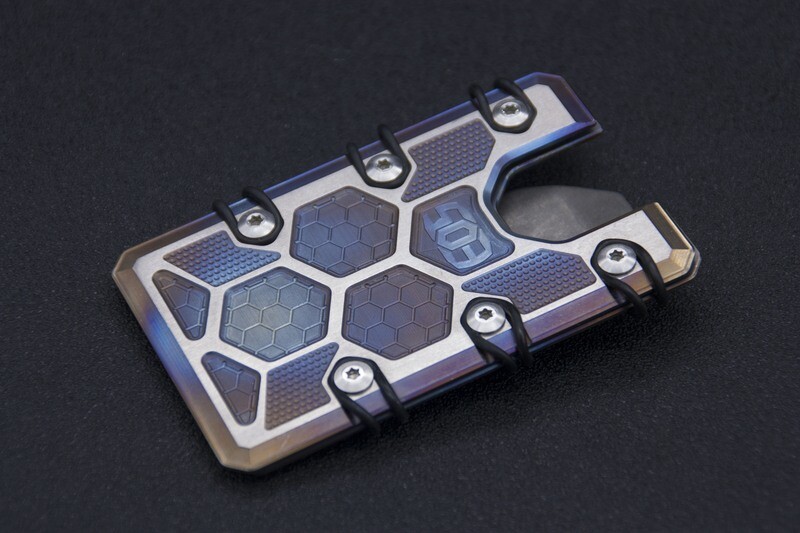 EOS 2.5 Titanium Wallet Two Tone