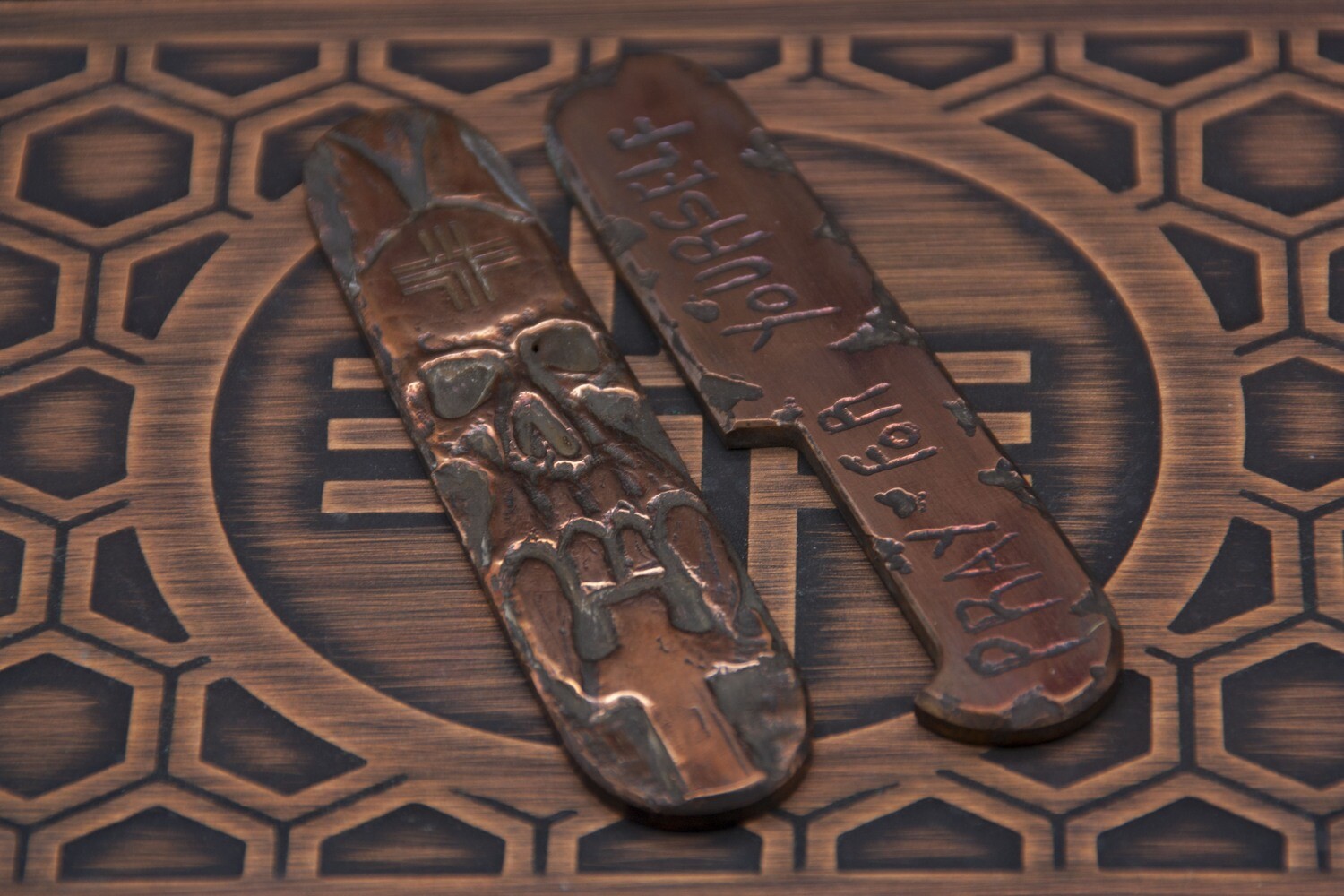 91mm Copper Hand Carved Scales &quot;Pray for Yourself&quot;