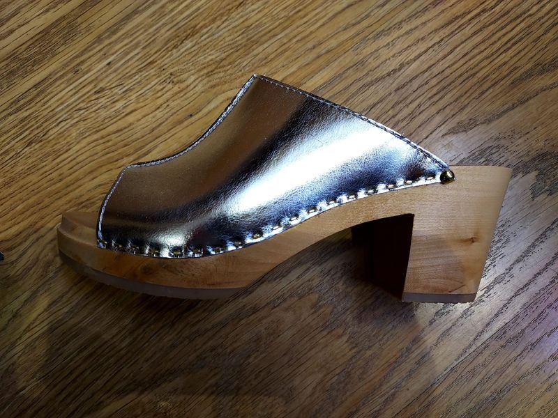 Julia Argent  L'Artisan