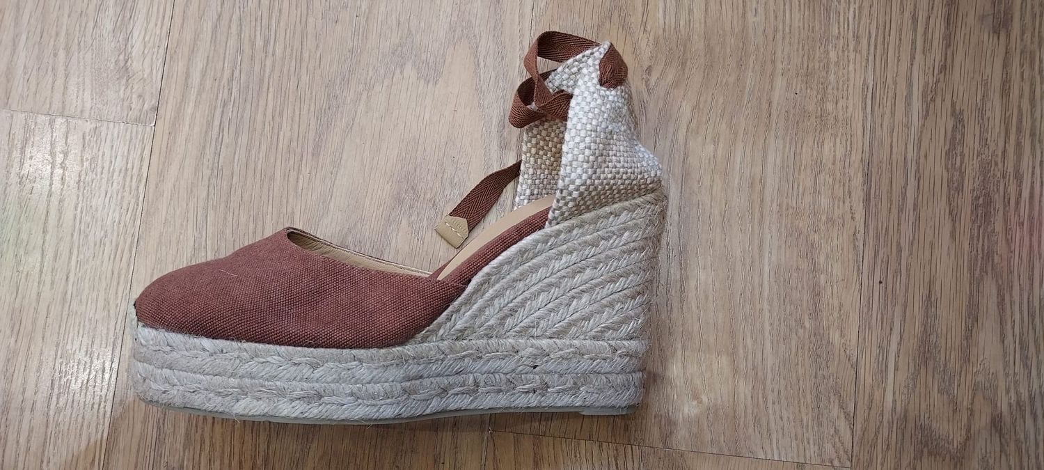 CARINA 8 ED Pecan · Castañer CARINA 8 ED Pecan · Castañer