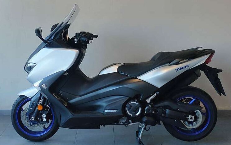 Moto Yamaha TMAX 530