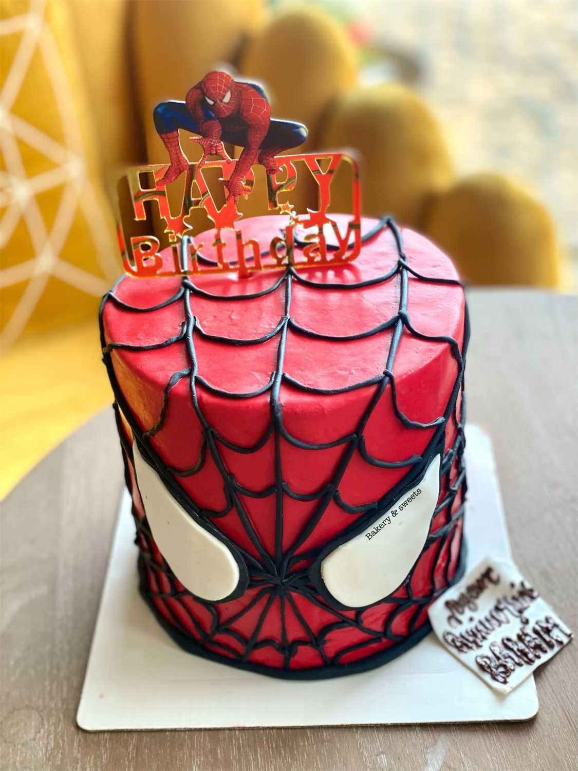 Gâteau anniversaire Spiderman