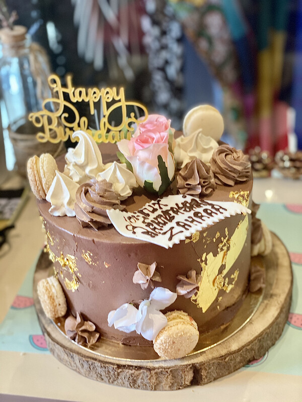 Gold Cake 