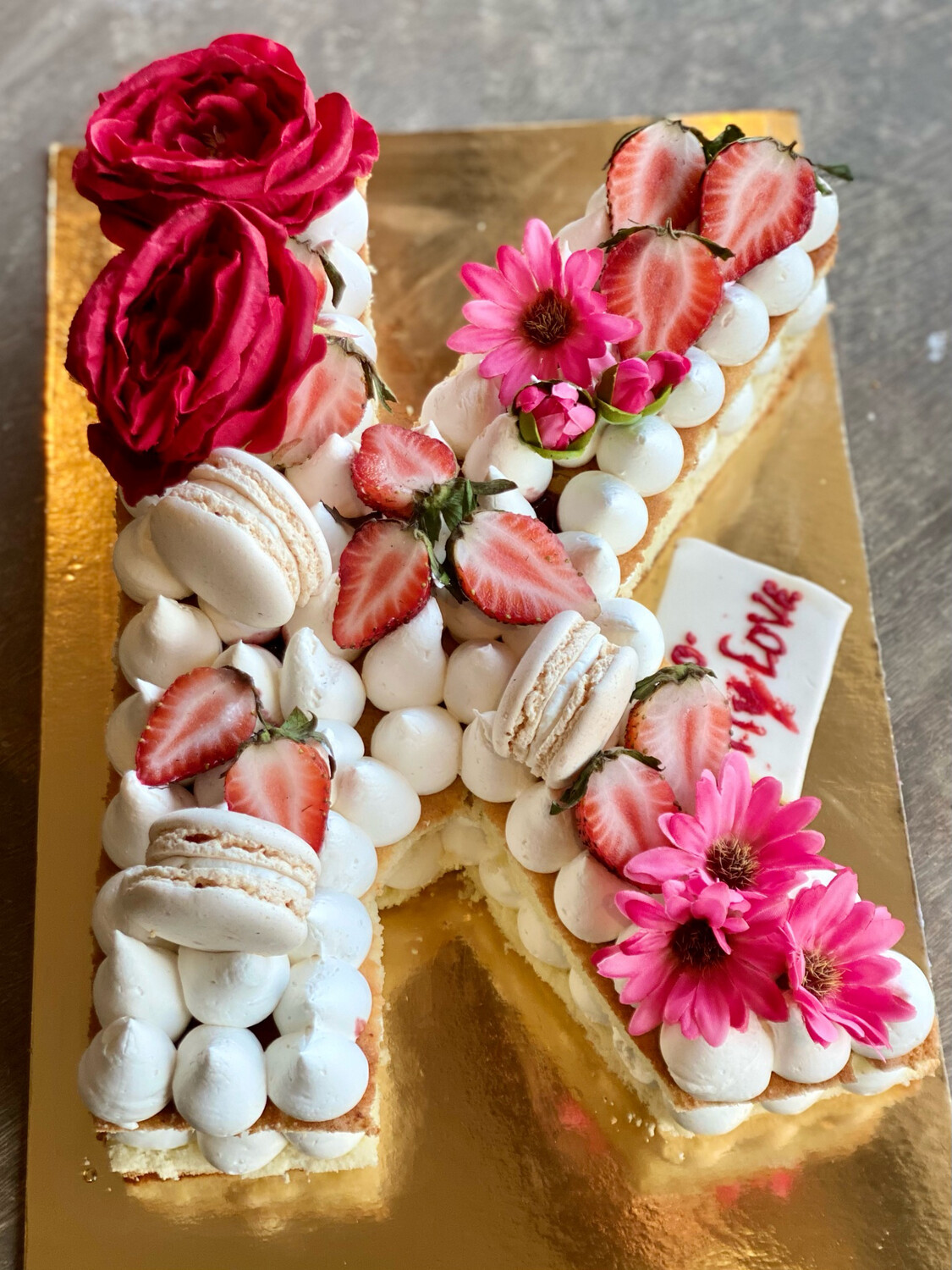 Macarons, Meringues & fleurs