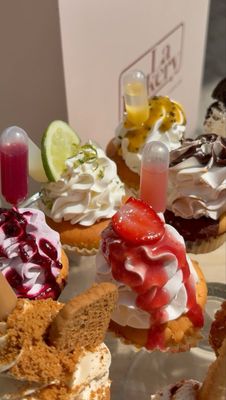 CUPCAKES