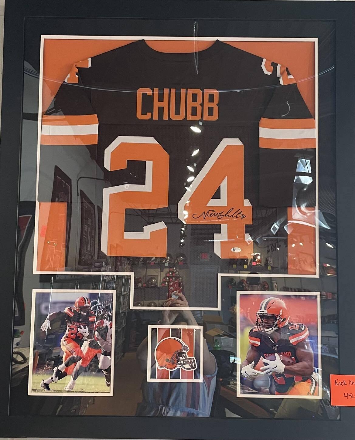 Nick Chubb Framed Jersey