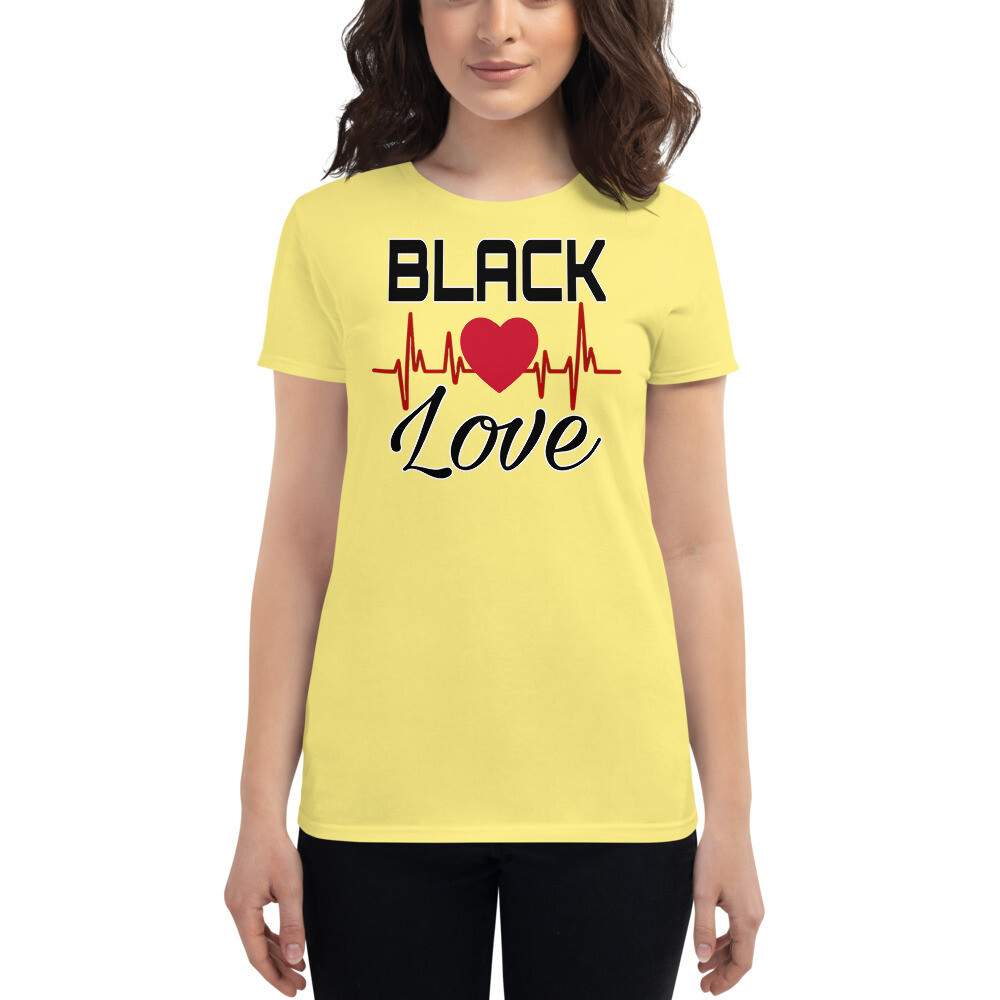 Women&#39;s short sleeve t-shirt