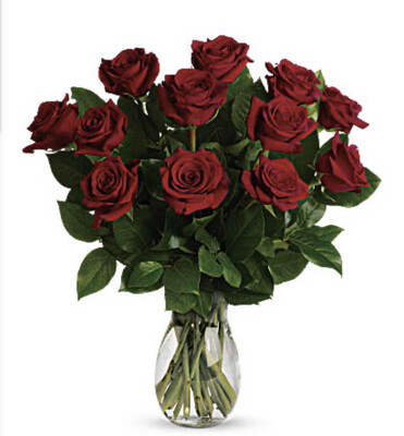 Valentine's Day Dozen Roses in a Vase