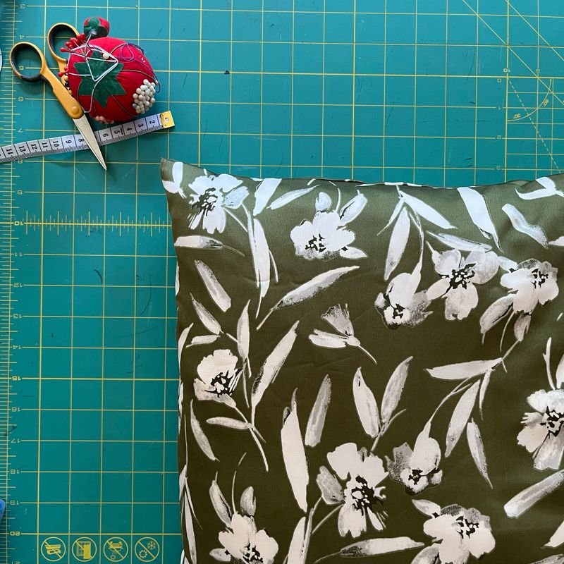 Green &amp; White Satin Pillowcase
