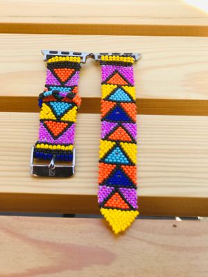 LN Linda Apple band
