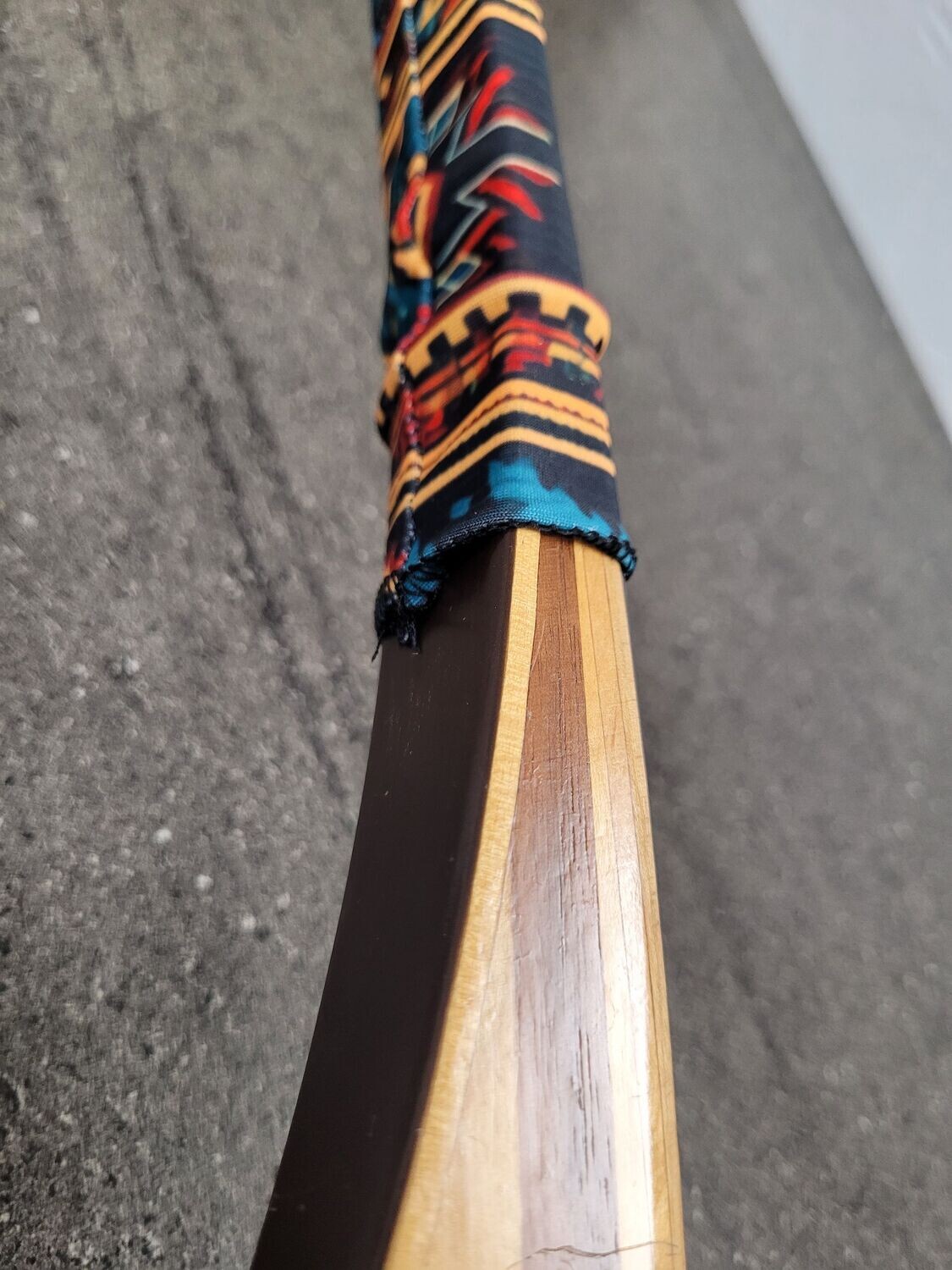 Chaussette Polaire Pour Arc Recourbé - Style Aztèque Arc-en-ciel - Fait Main - Neuf Artisanal