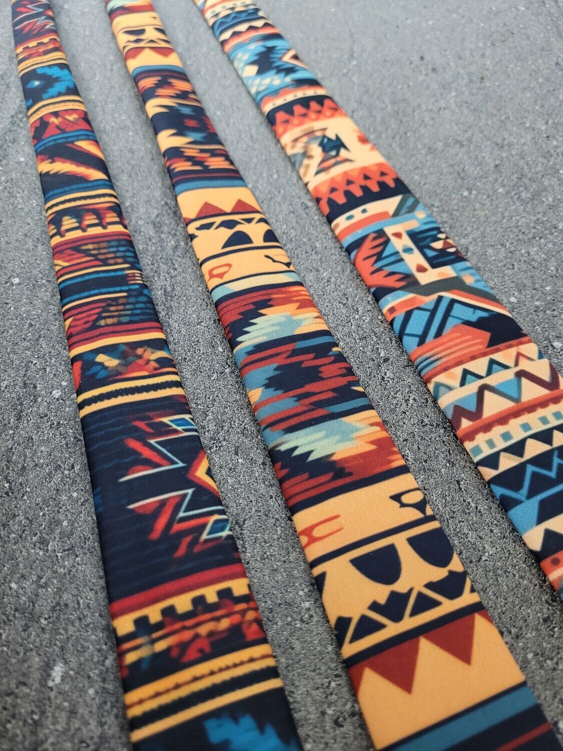Chaussette De Polaire Pour Arc Recourbé – Faite Main, Motif Aztèque, Marque Thompson Traditional Archery