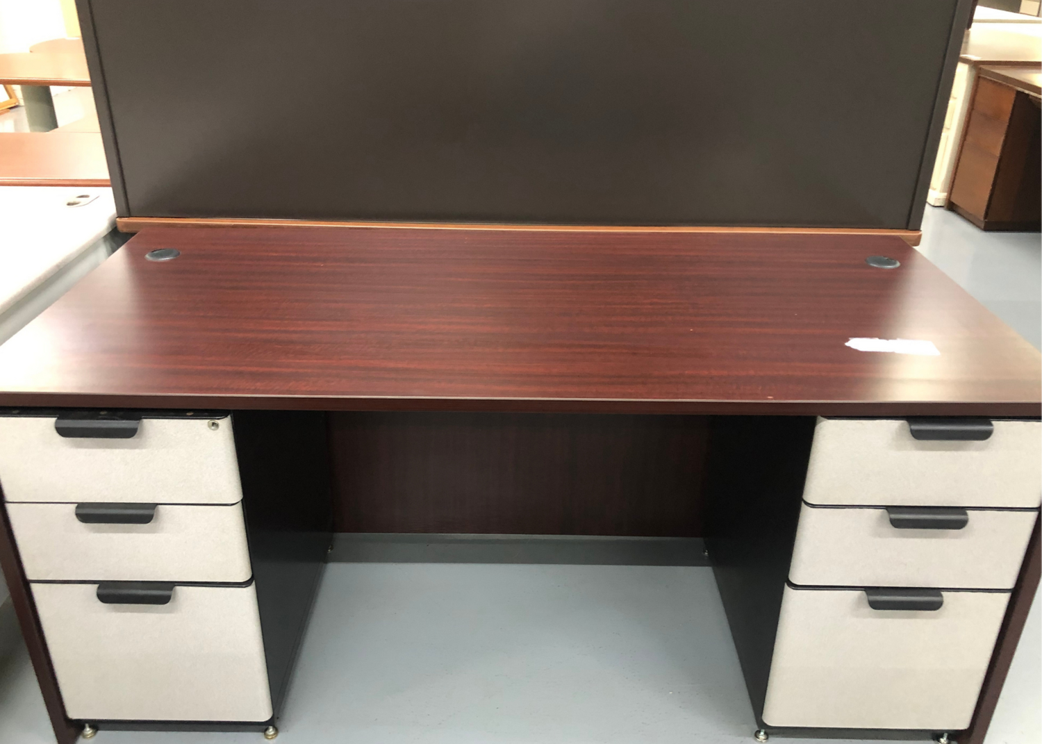 Standard Desk with Drawers