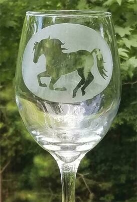 Running Horse Etched Glass 14oz or 20oz Wine Goblet #A89GR