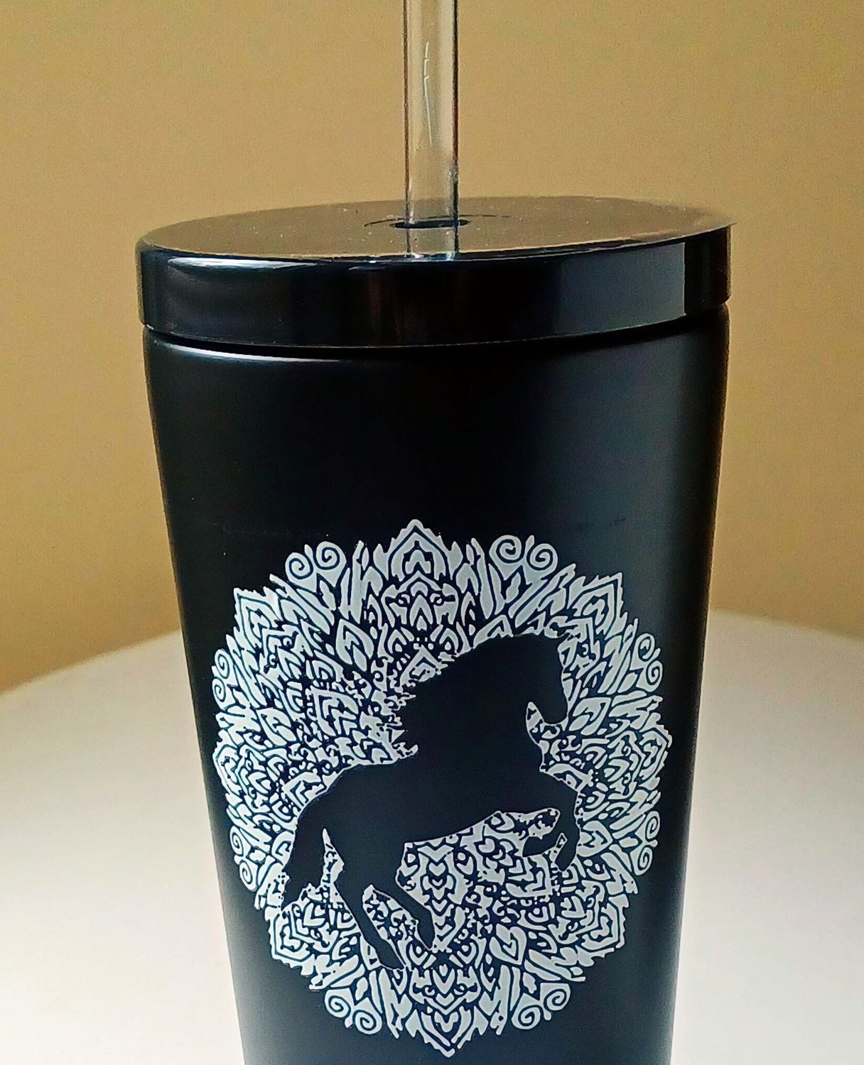 20 OZ 20 OZ "Mandala Rearing Horse Art" Stainless Steel Black tumbler with glass straw A80CH