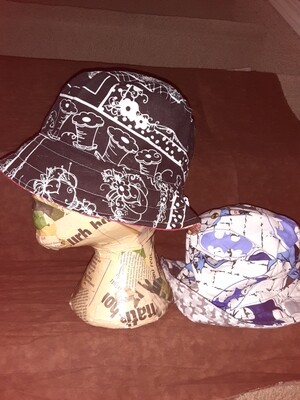 Reversible kid's bucket hats