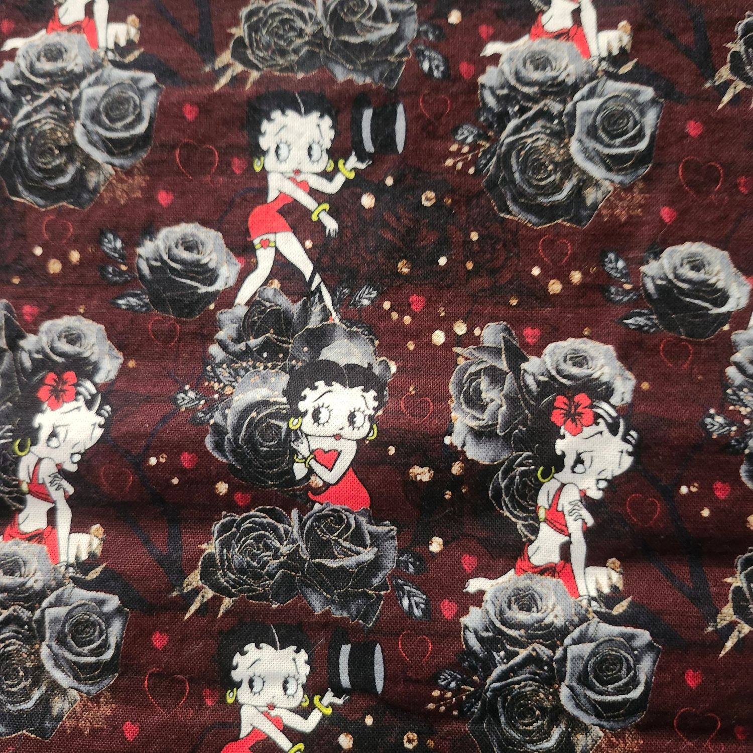 Betty Boop & roses