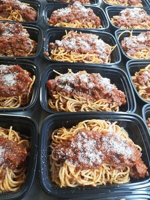 09. Spaghetti with Meat Sauce (Spaghetti Bolognese)