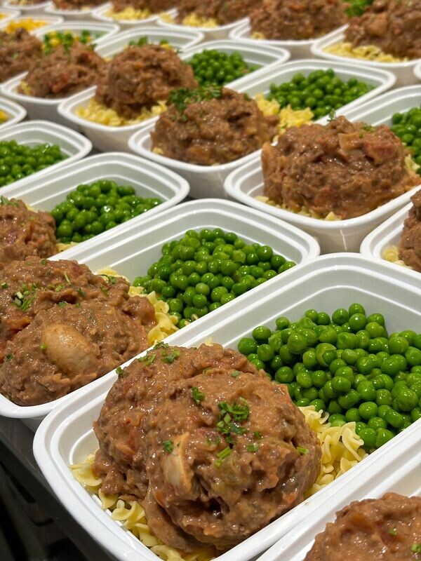 06. Ground Beef and Mushroom Stroganoff with Vegetables &amp; Egg Noodles