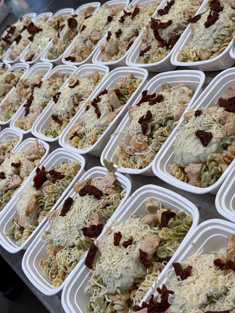 03. Tuscan Chicken Pasta with Sundried Tomatoes, Rose Sauce &amp; Baby Spinach