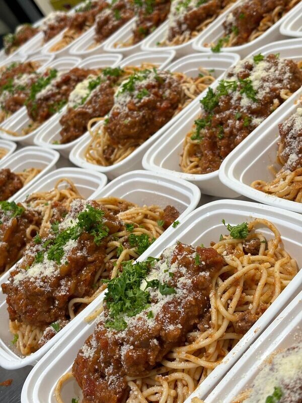 09. Spaghetti with Meat Sauce (Spaghetti Bolognese)