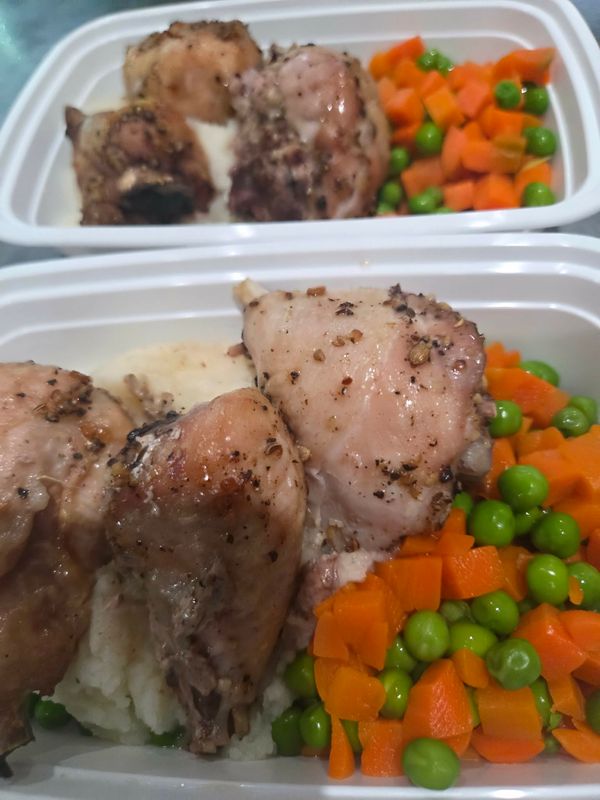 03. Baked Salt and Pepper Chicken Drumsticks🍗 with Mashed Potatoes &amp; Vegetables [GF]