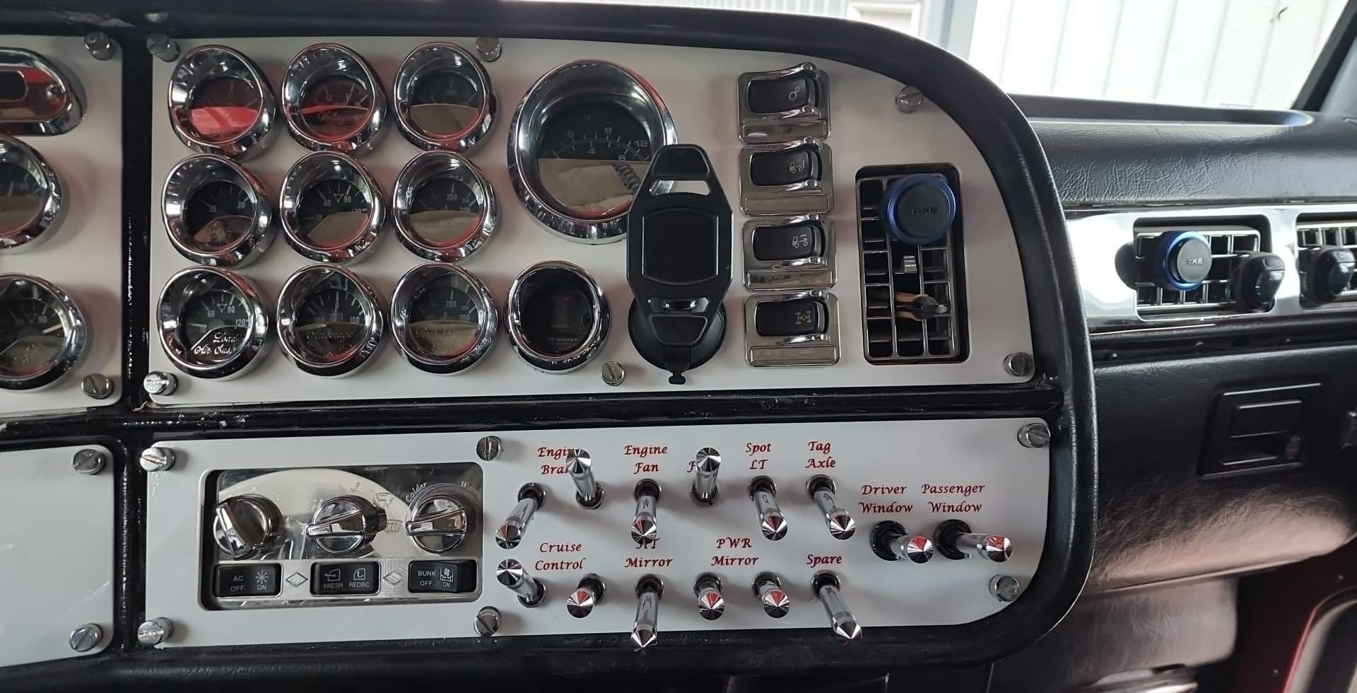 2000 2005 Peterbilt Dash Panels