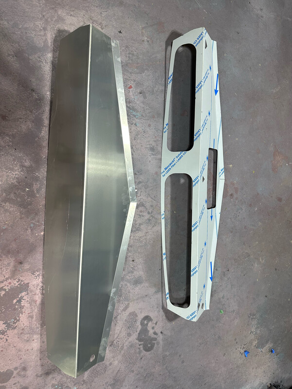1987-2005 Peterbilt 379 Ultracab Overhead Console