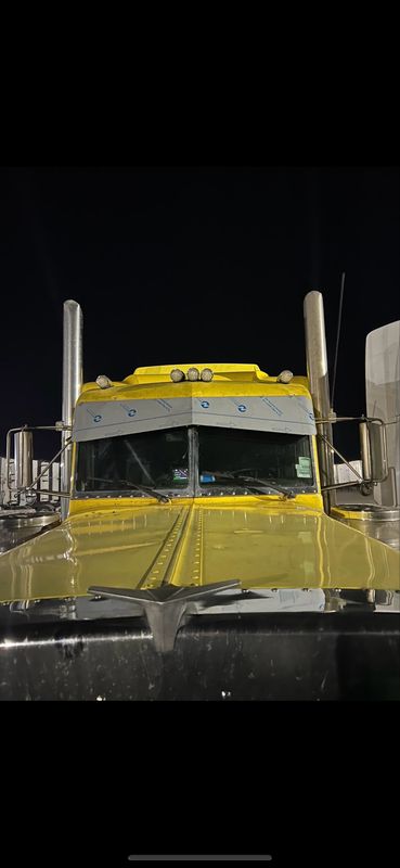 12x8 Reverse Bow tie Peterbilt Visor