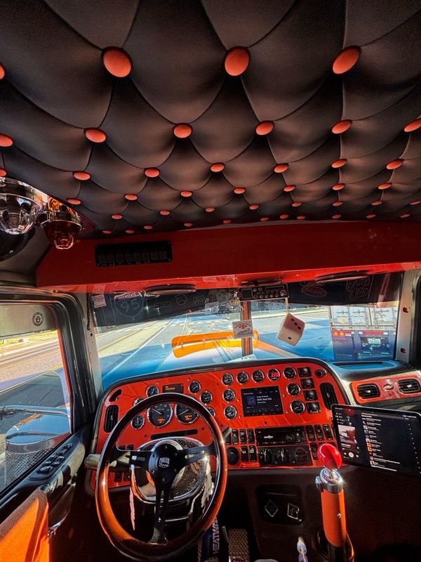 2006-2023 Peterbilt 1 Piece Dash Panels