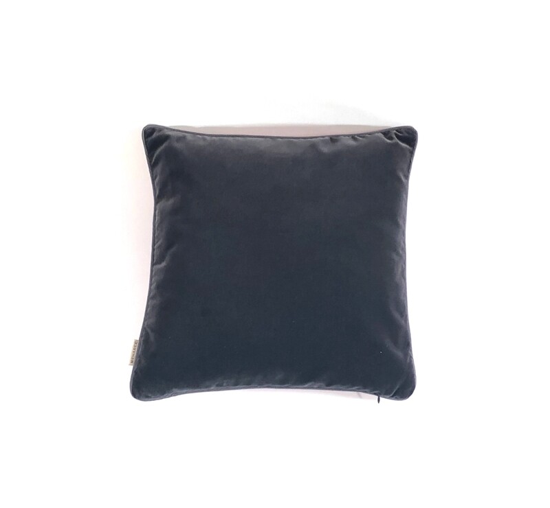 MEHAREE - Coussin 45X45 cm - Velours coton - Gris Taupe et Rose poudré