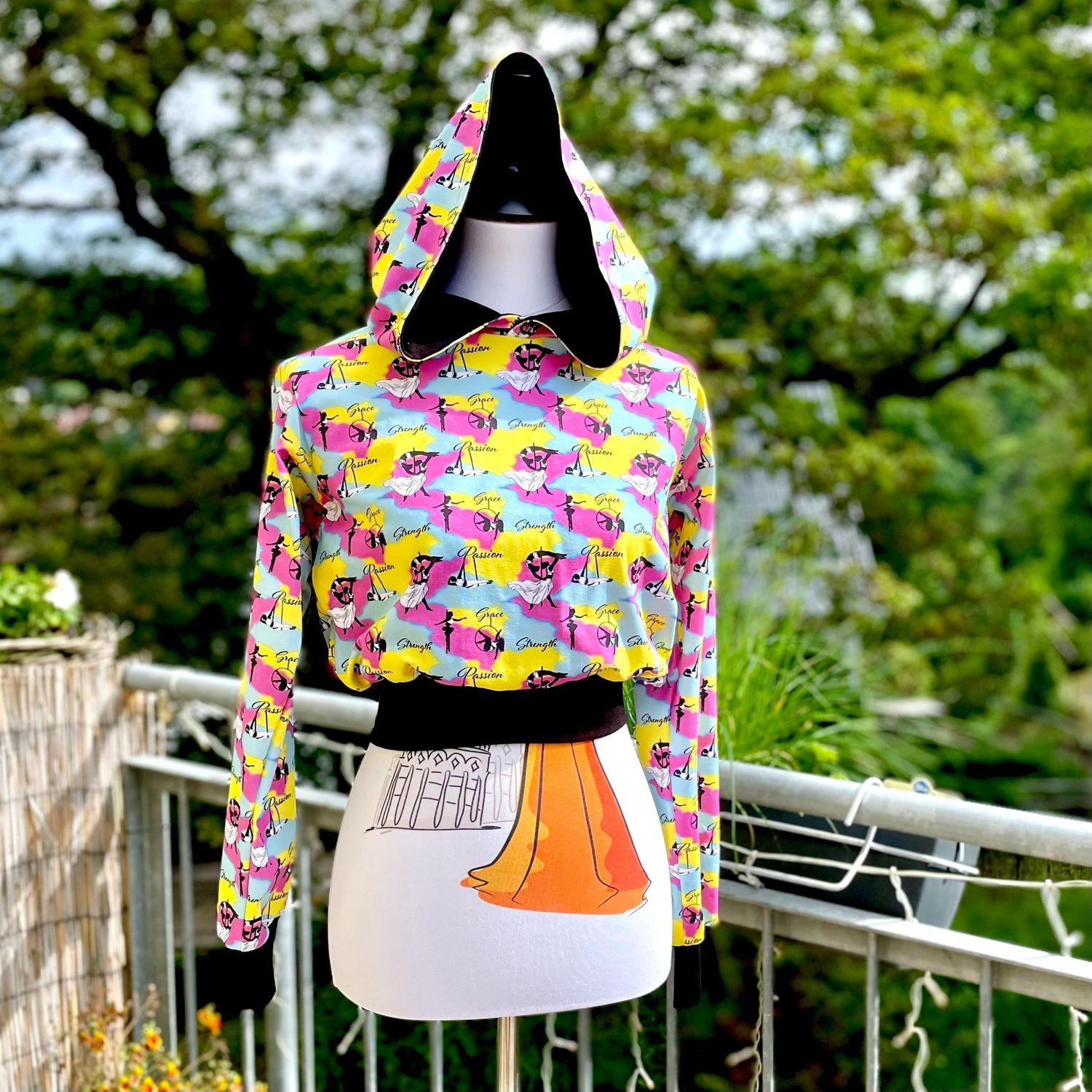 CRAZYPOLE Cropped Hoodie 'Aerial Arts bunt‘