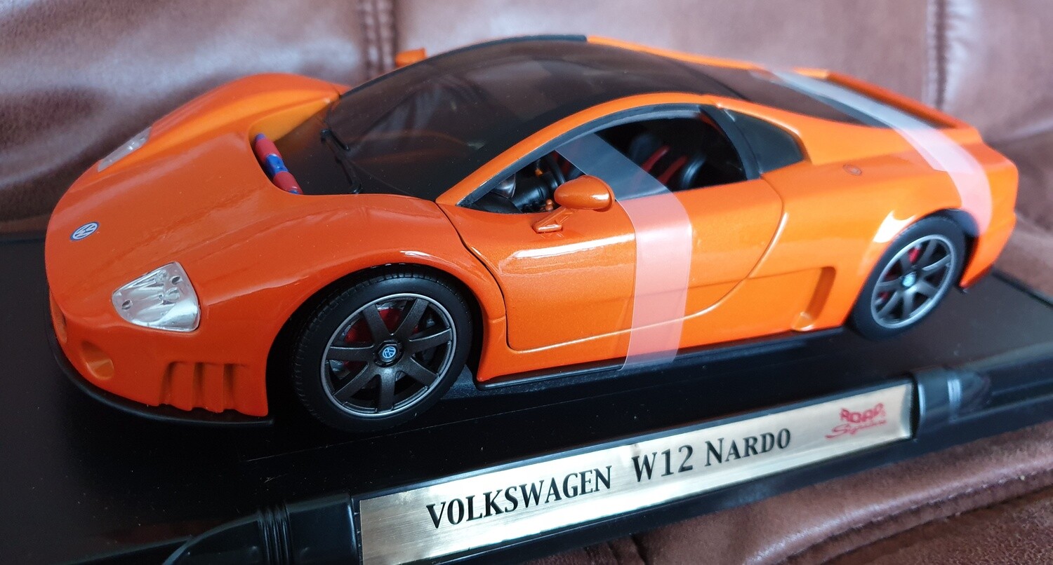 Road Signature 1/18 Volkswagen W12 Nardo