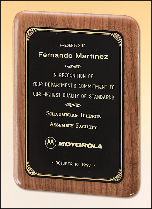 Elipitical Edge Precision Walnut Plaque
