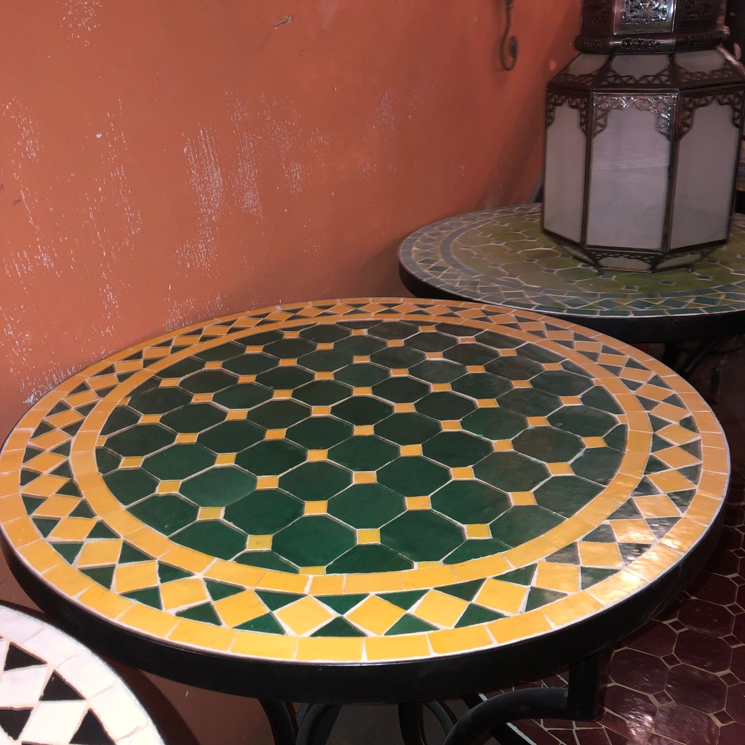 Marokkaanse Mozaiek tafel (blad) 60 cm - Groen-Geel Handgemaakt — detail 4