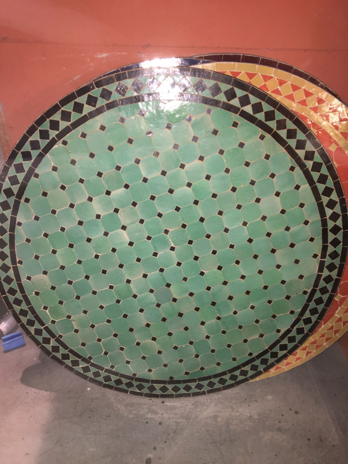 Marokkaanse Mozaiek tafel (blad) 100 cm Zeegroen-Zwart Handgemaakt